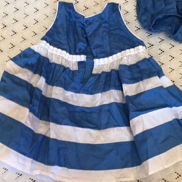 Baby dress with hat and sweater - Picture 4 of 7